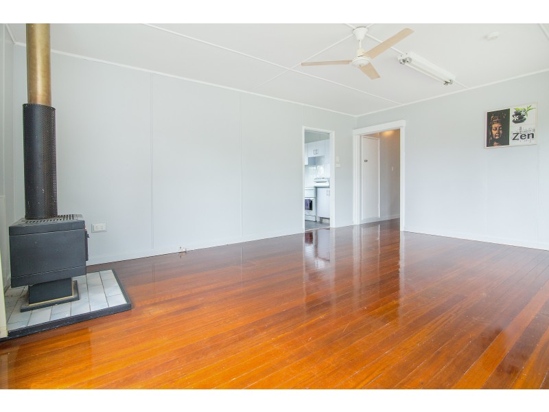 17 Wentworth Street, Leichhardt QLD 4305