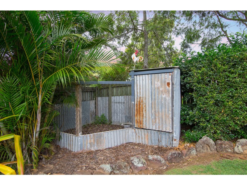 17 Wentworth Street, Leichhardt QLD 4305