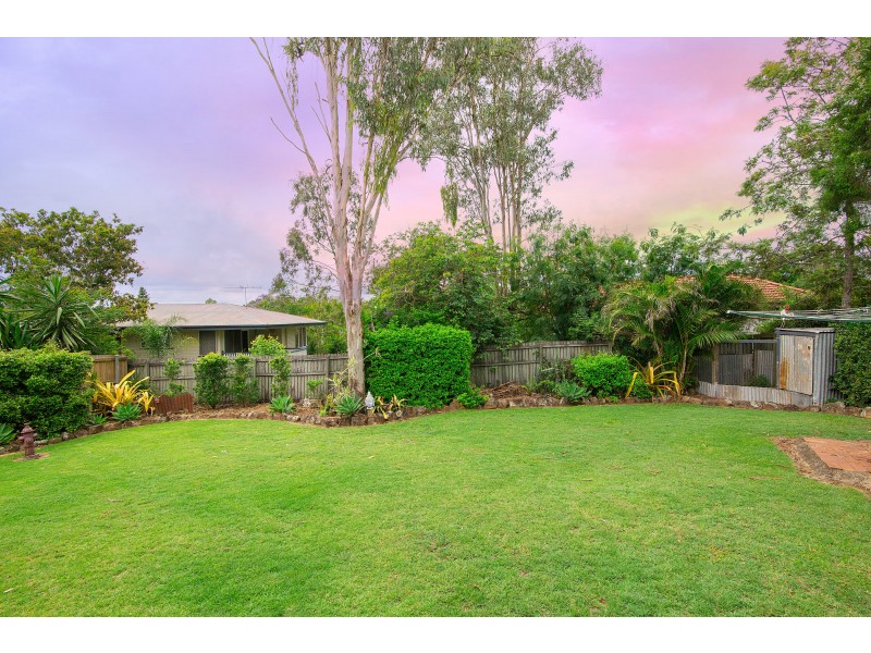 17 Wentworth Street, Leichhardt QLD 4305