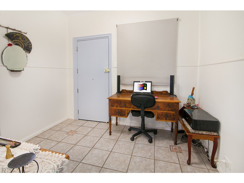 55 Alice Street, Silkstone QLD 4304