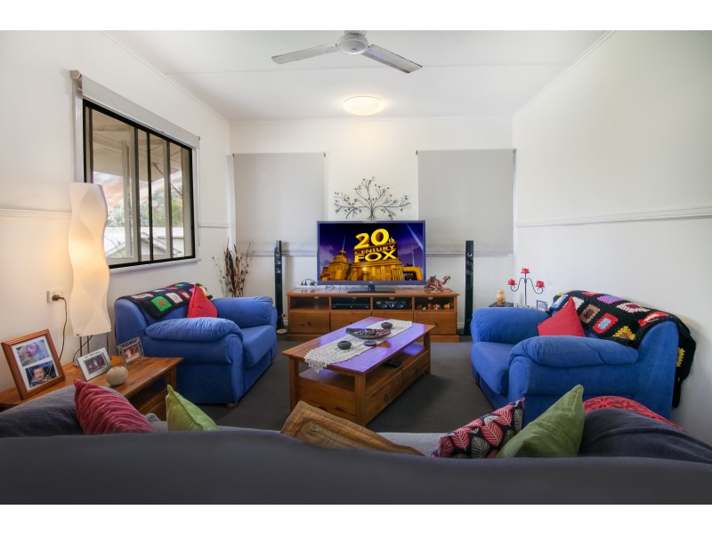 55 Alice Street, Silkstone QLD 4304