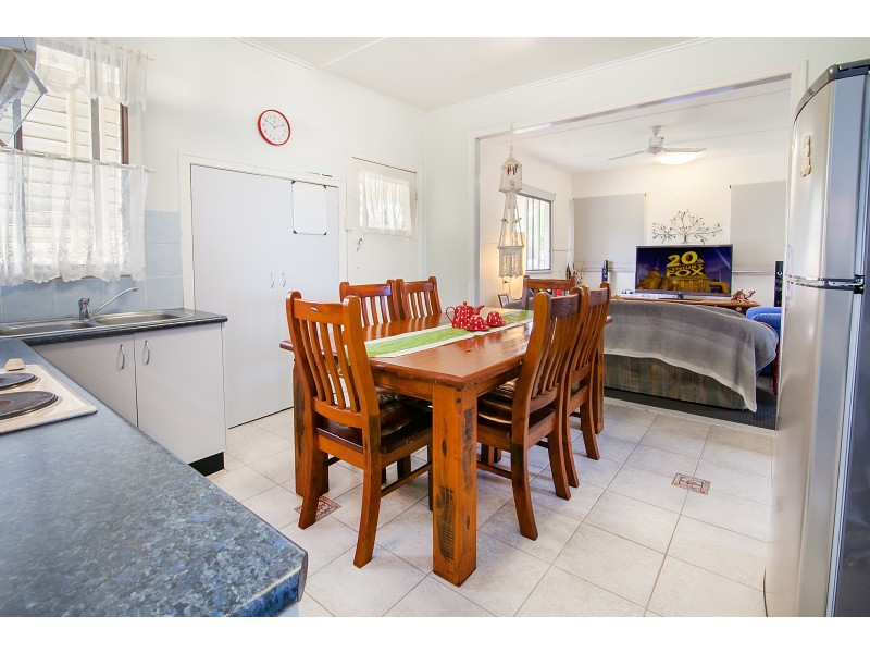 55 Alice Street, Silkstone QLD 4304