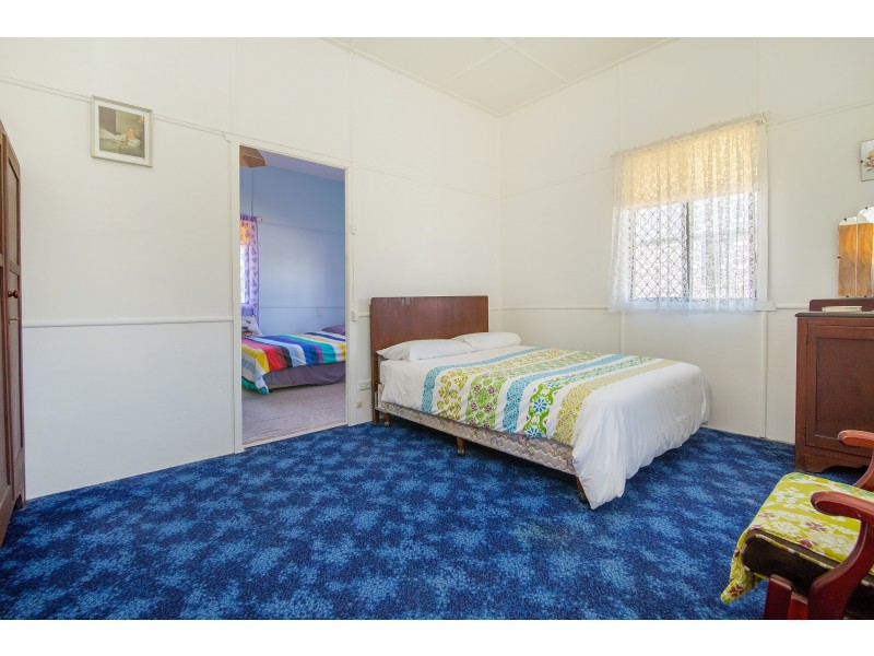 26 Greenham Street, Raceview QLD 4305