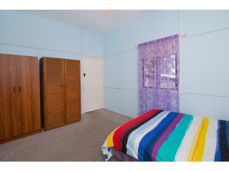 26 Greenham Street, Raceview QLD 4305