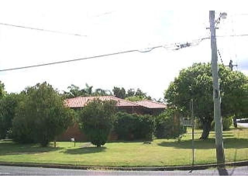 19 Minnis Street, Eastern Heights QLD 4305
