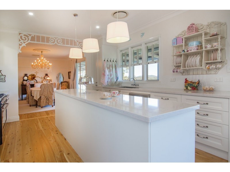 35 Allawah Road, Chuwar QLD 4306