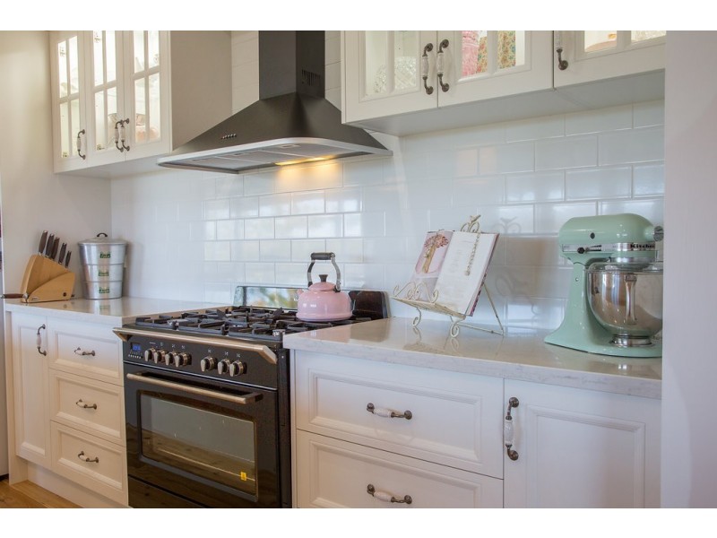 35 Allawah Road, Chuwar QLD 4306