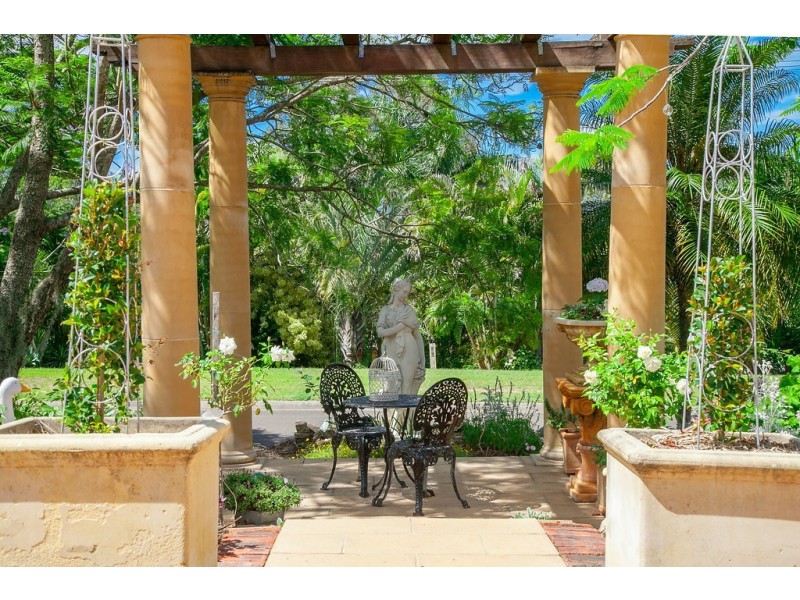 35 Allawah Road, Chuwar QLD 4306