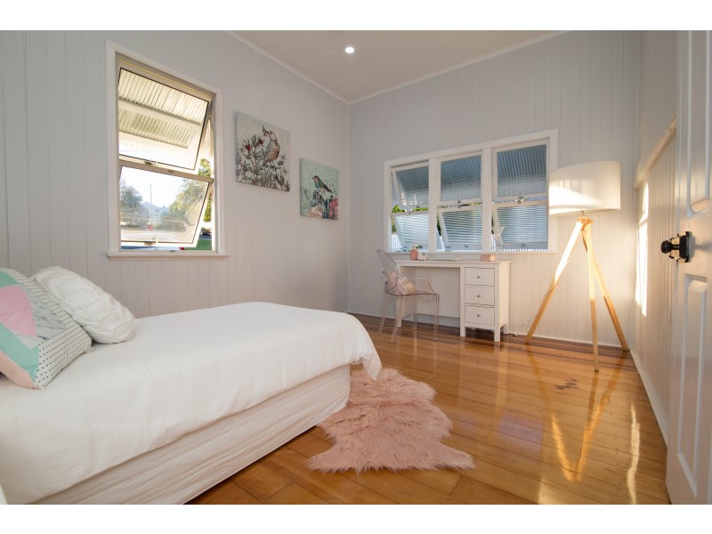 43 Hill Street, North Ipswich QLD 4305