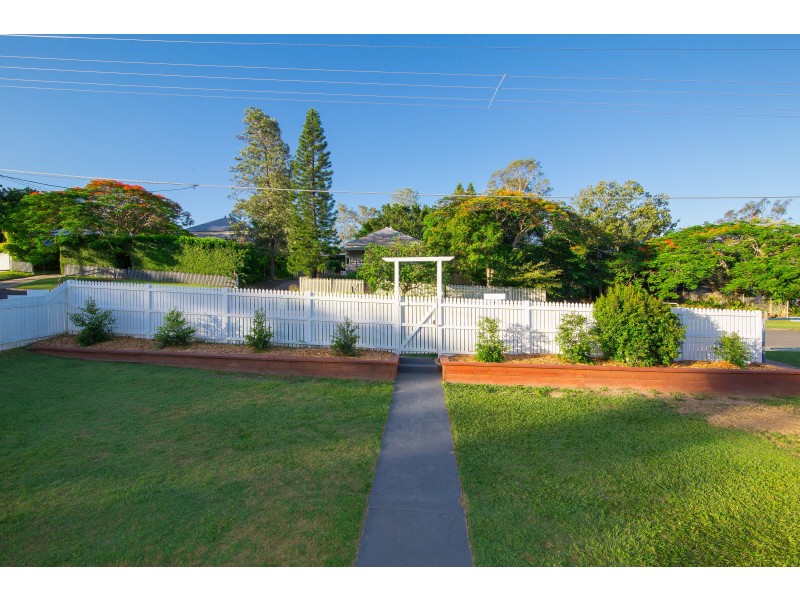 43 Hill Street, North Ipswich QLD 4305