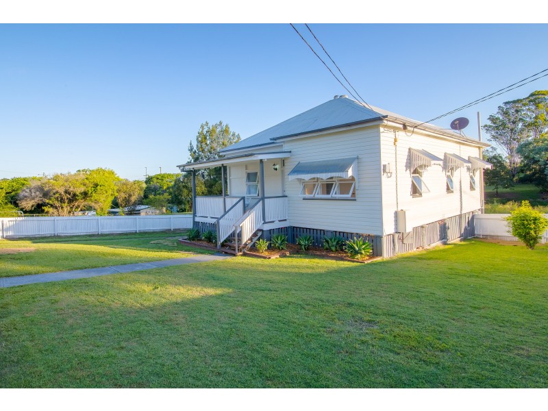 43 Hill Street, North Ipswich QLD 4305