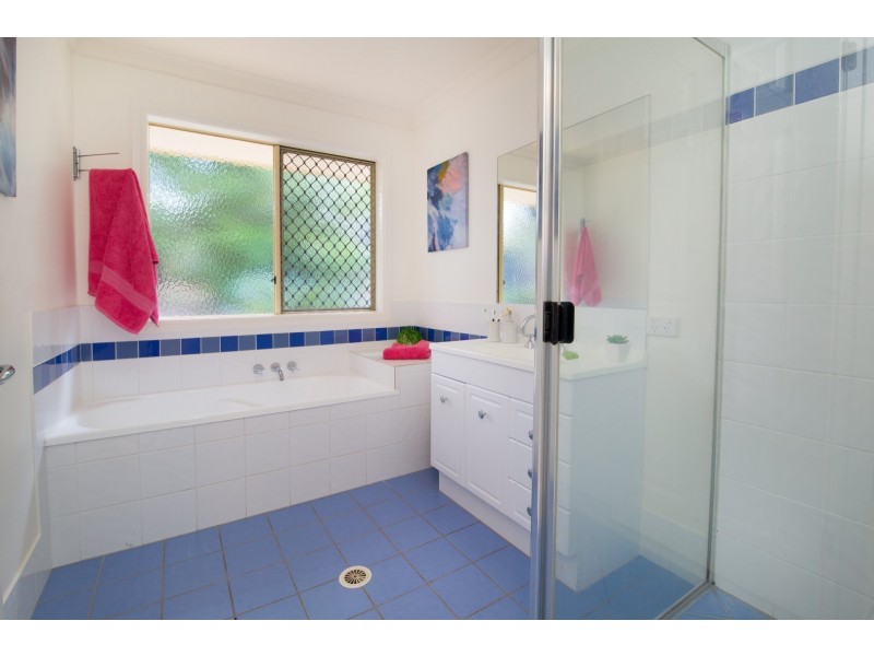 6 Ranken Court, Brassall QLD 4305