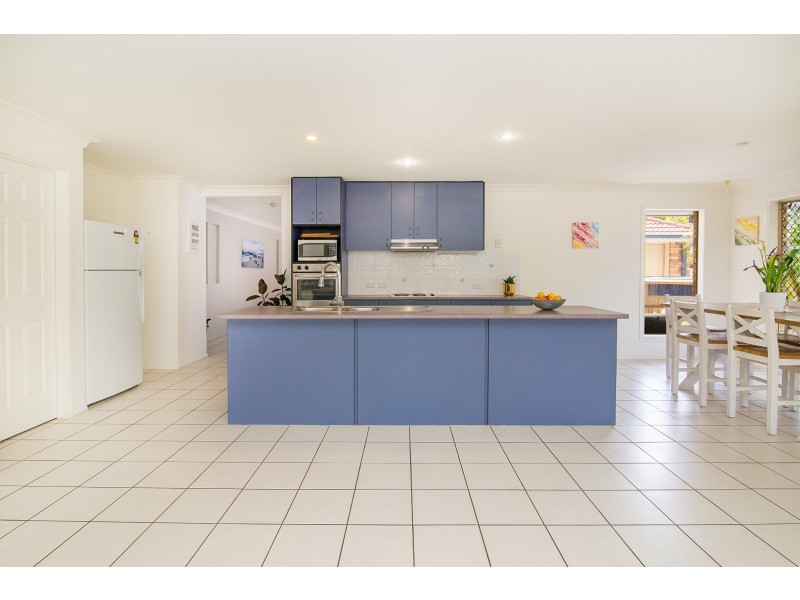 6 Ranken Court, Brassall QLD 4305