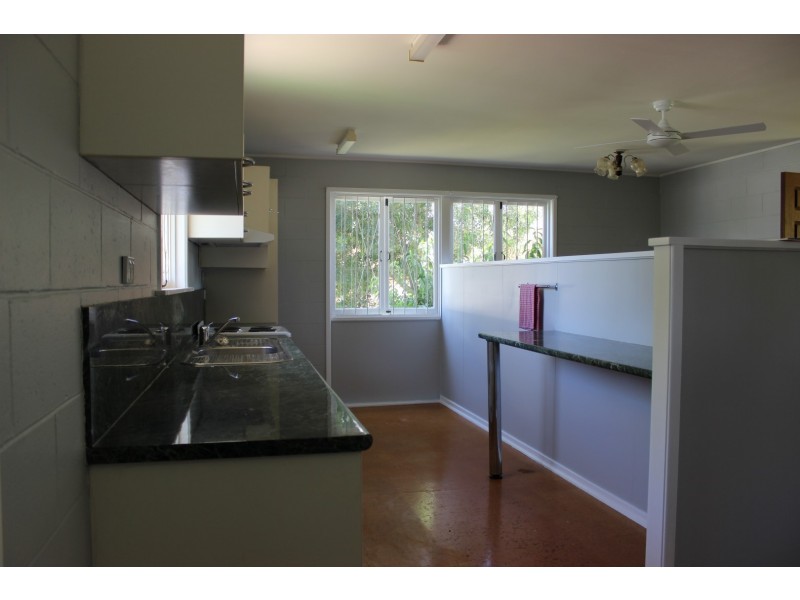 3 Lawson Street, Leichhardt QLD 4305