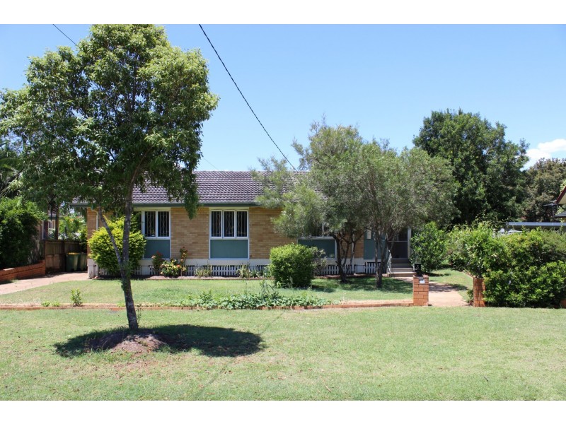 3 Lawson Street, Leichhardt QLD 4305