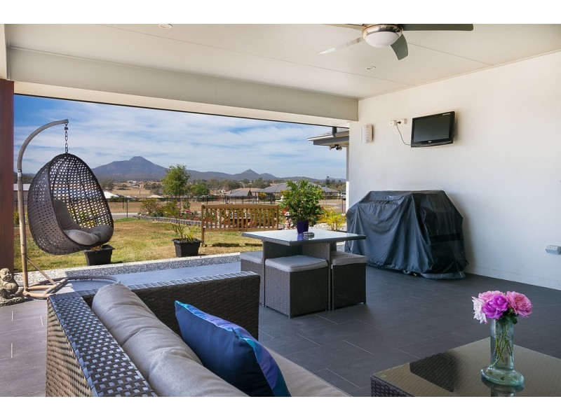 12-14 Peak Court, Peak Crossing QLD 4306