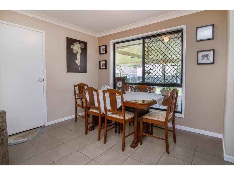 8 Ivanhoe Place, Brassall QLD 4305