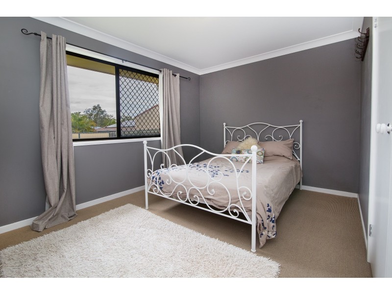 8 Ivanhoe Place, Brassall QLD 4305