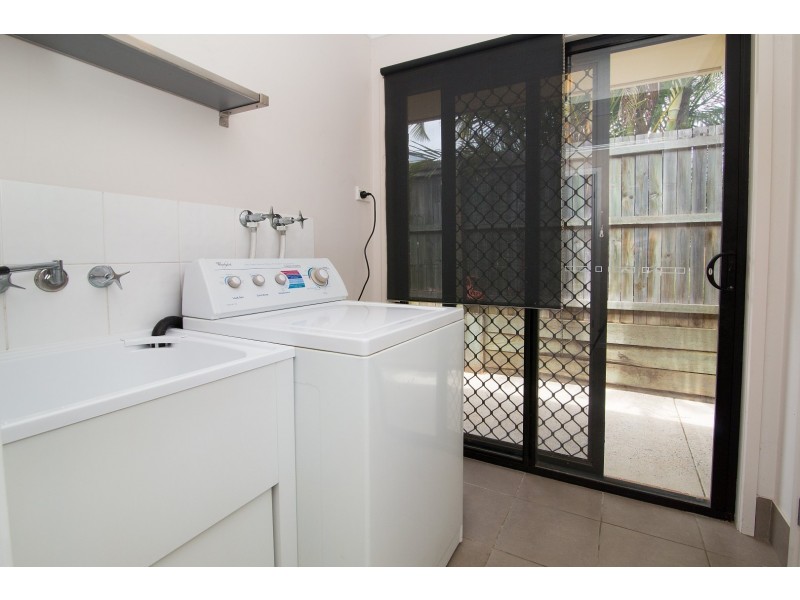 8 Ivanhoe Place, Brassall QLD 4305