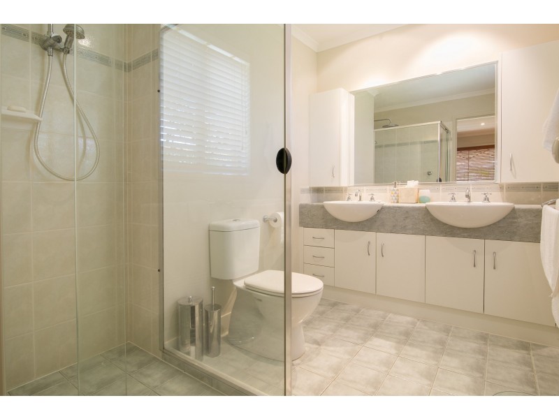 10 Ranken Court, Brassall QLD 4305