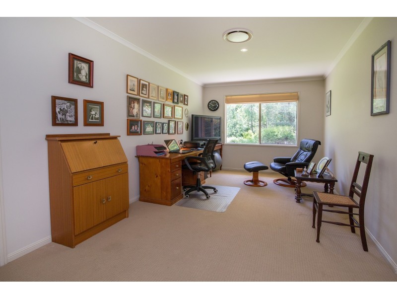 10 Ranken Court, Brassall QLD 4305