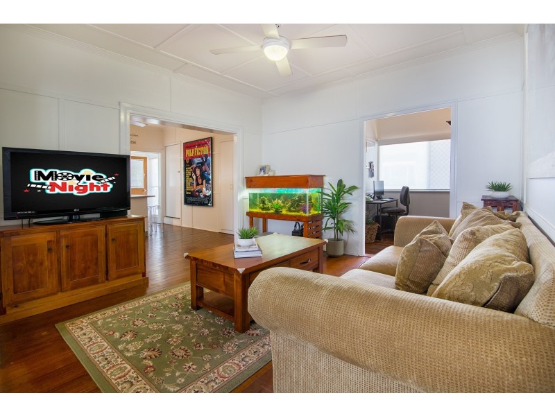 20 Saxelby Street, East Ipswich QLD 4305