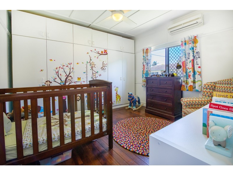 20 Saxelby Street, East Ipswich QLD 4305