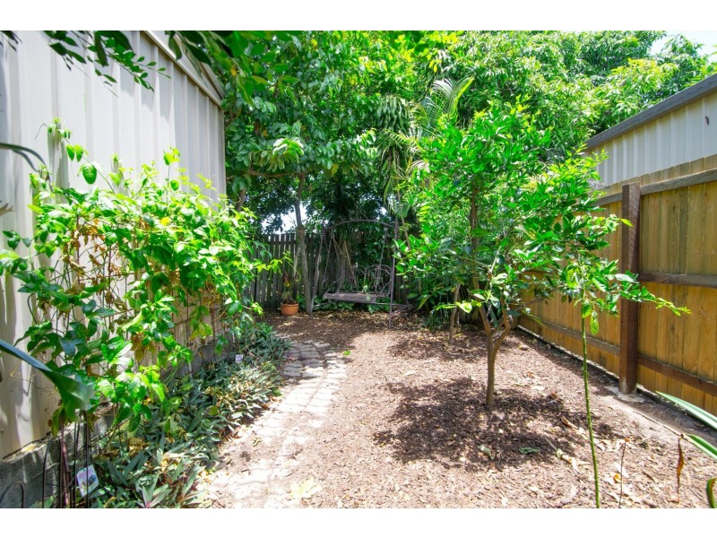 20 Saxelby Street, East Ipswich QLD 4305