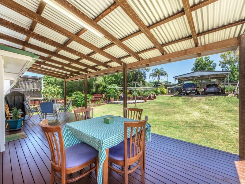 43 Margaret Street, Silkstone QLD 4304