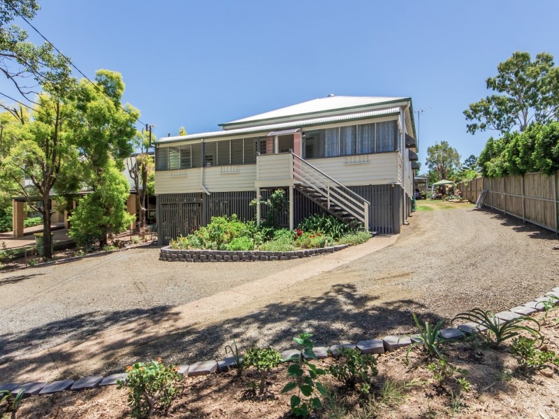 43 Margaret Street, Silkstone QLD 4304