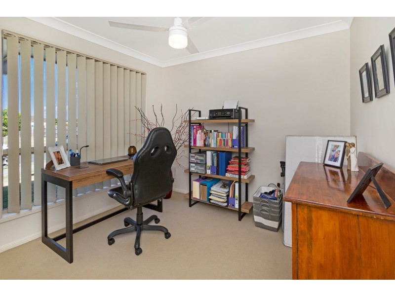 36 Baden Jones Way, North Booval QLD 4304