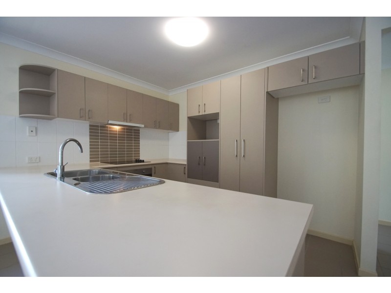 24 Heathwood Place, Collingwood Park QLD 4301