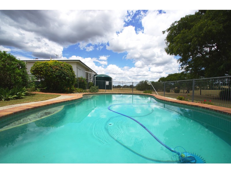 193 Dwyers Road, Peak Crossing QLD 4306