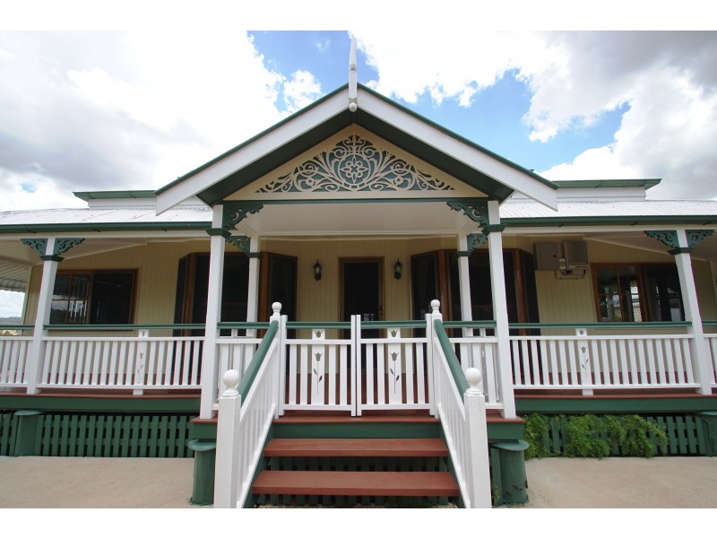 193 Dwyers Road, Peak Crossing QLD 4306