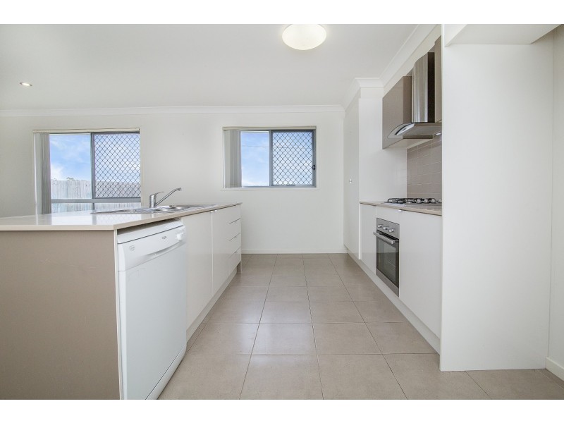 16 Denman Drive, Bundamba QLD 4304