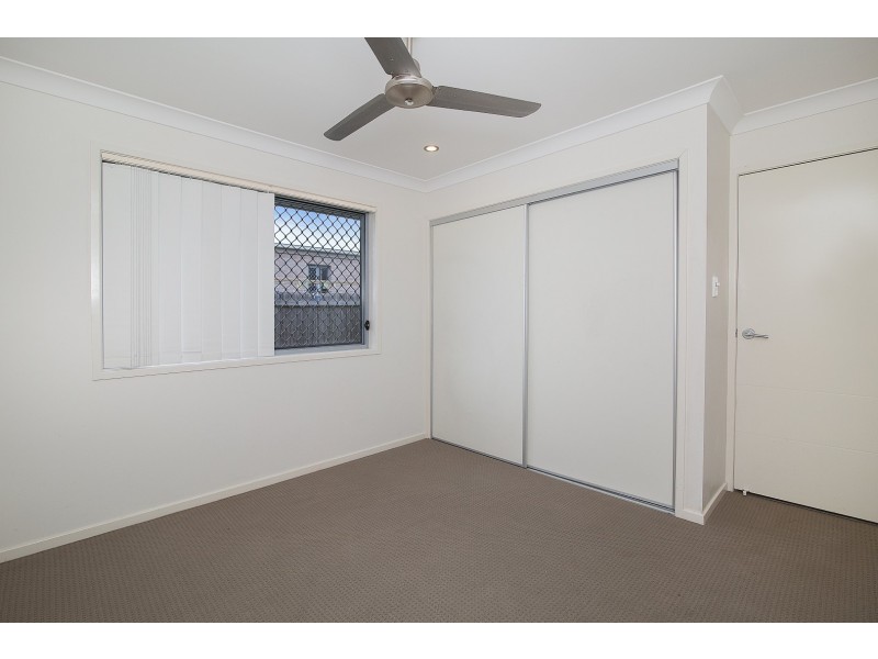 16 Denman Drive, Bundamba QLD 4304