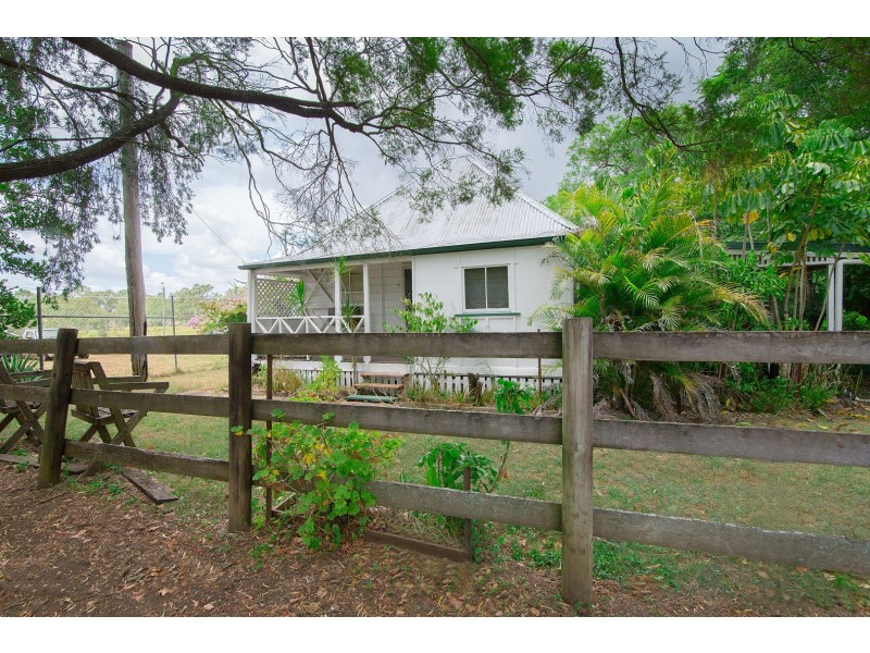 5 Lobb Street, Churchill QLD 4305