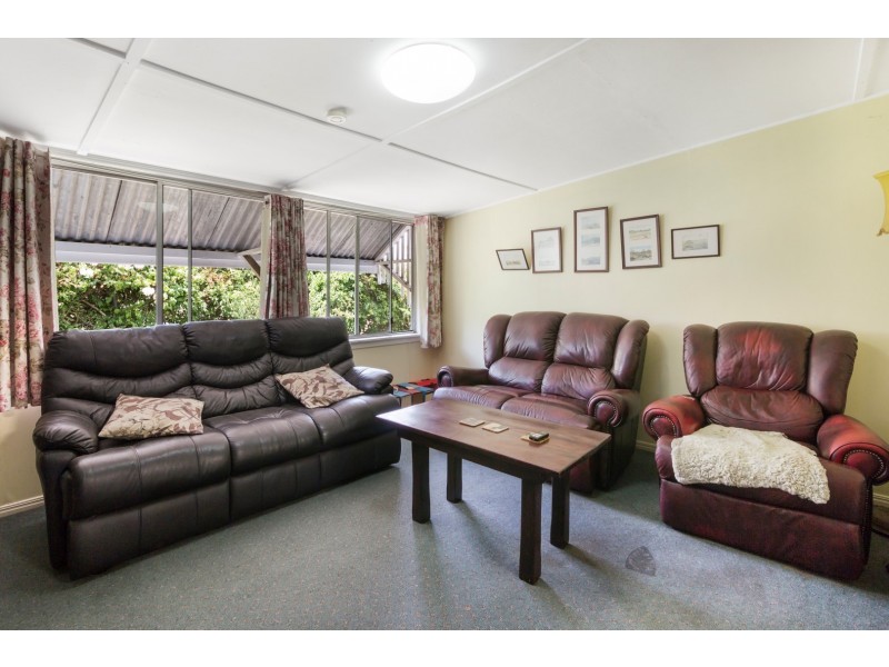 5 Lobb Street, Churchill QLD 4305