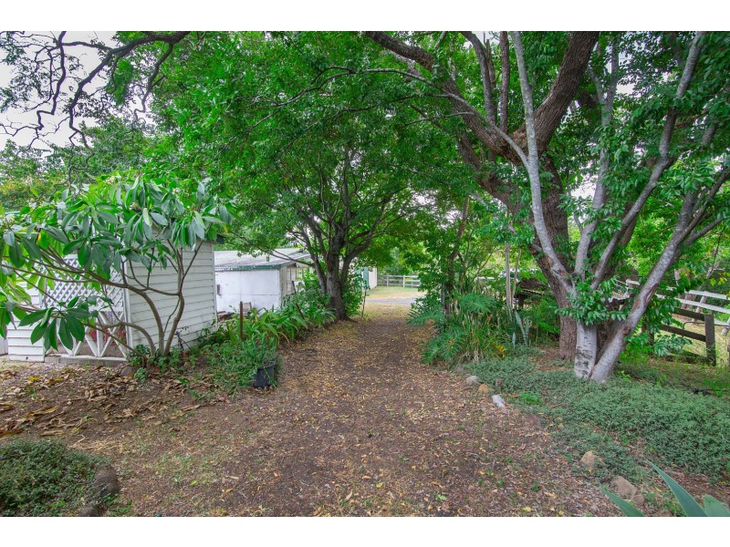 5 Lobb Street, Churchill QLD 4305