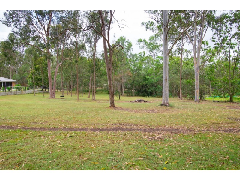 118 Arthur Summervilles Road, Karalee QLD 4306