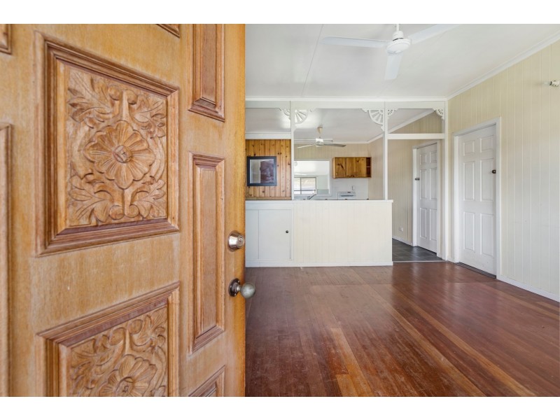 27 Videroni Street, Bundamba QLD 4304