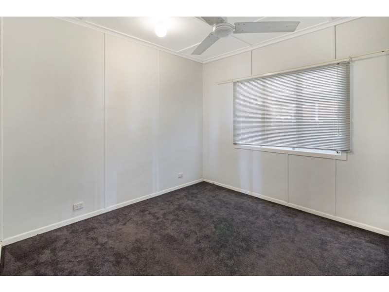 27 Videroni Street, Bundamba QLD 4304
