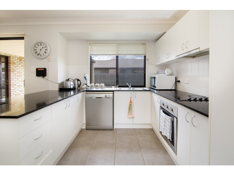 19 Skardon Crescent, Brassall QLD 4305