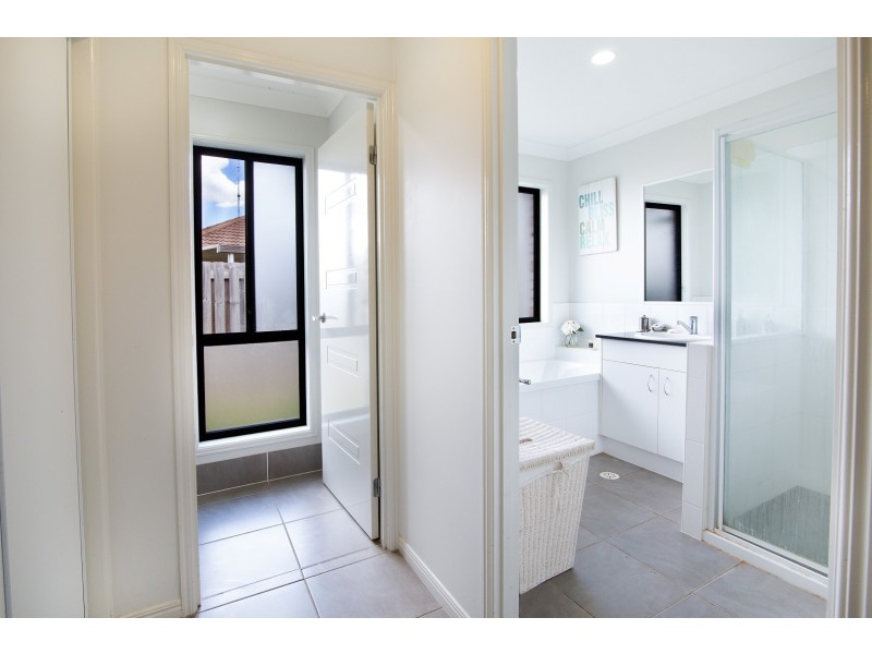 19 Skardon Crescent, Brassall QLD 4305