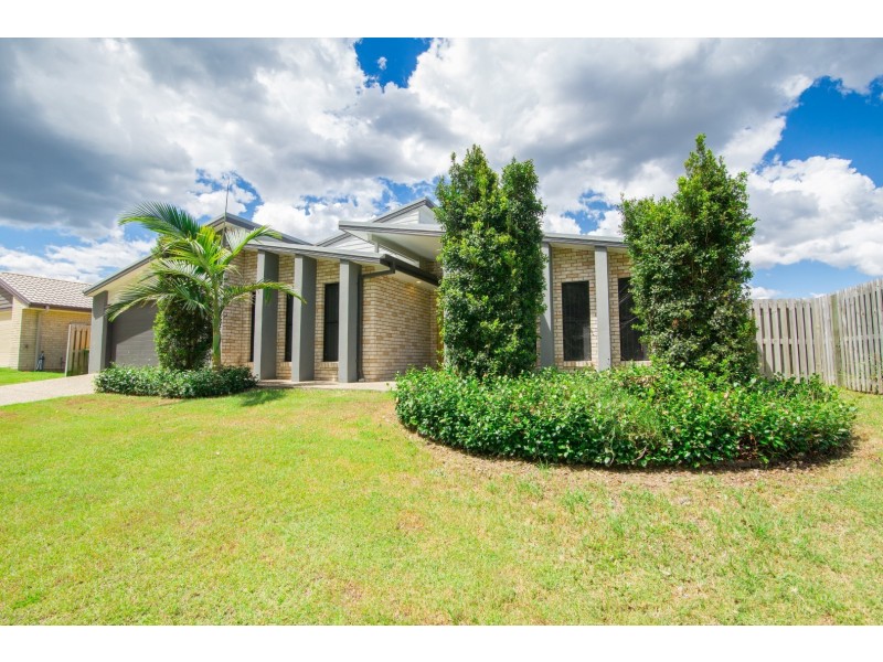 19 Skardon Crescent, Brassall QLD 4305