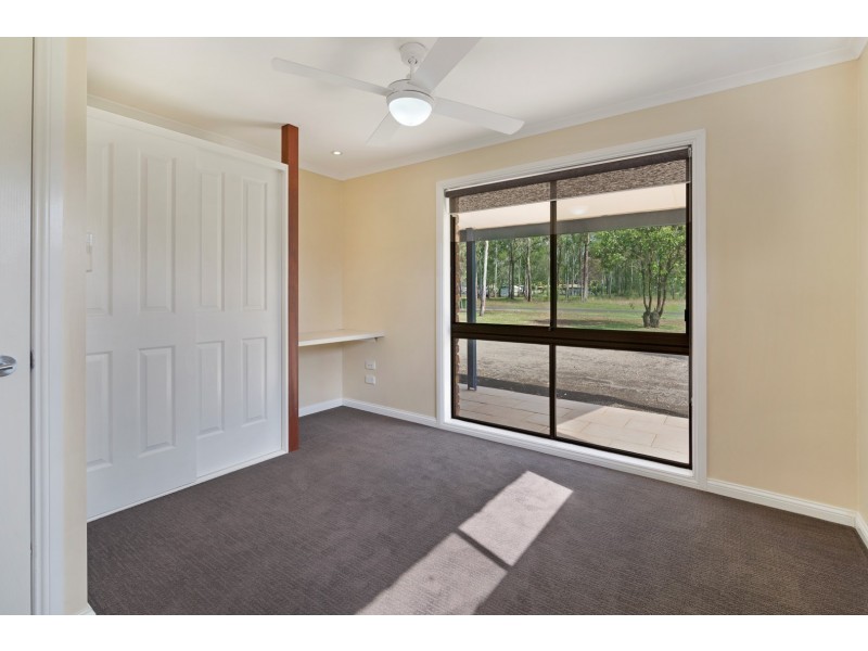 115 Adelong Avenue, Thagoona QLD 4306