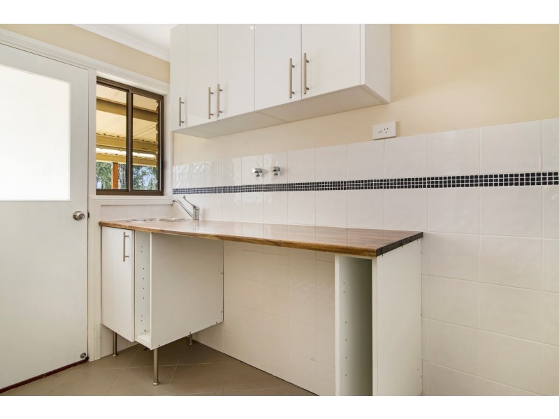 115 Adelong Avenue, Thagoona QLD 4306