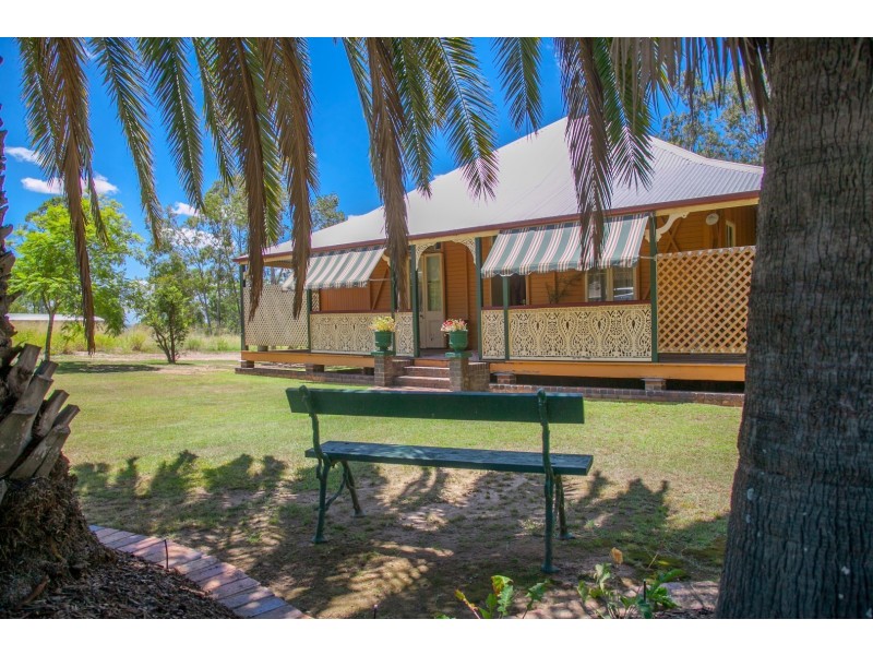 38 Leonard Street, Yamanto QLD 4305