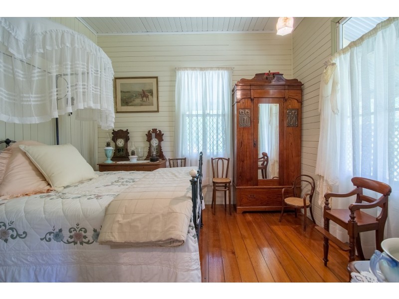 38 Leonard Street, Yamanto QLD 4305
