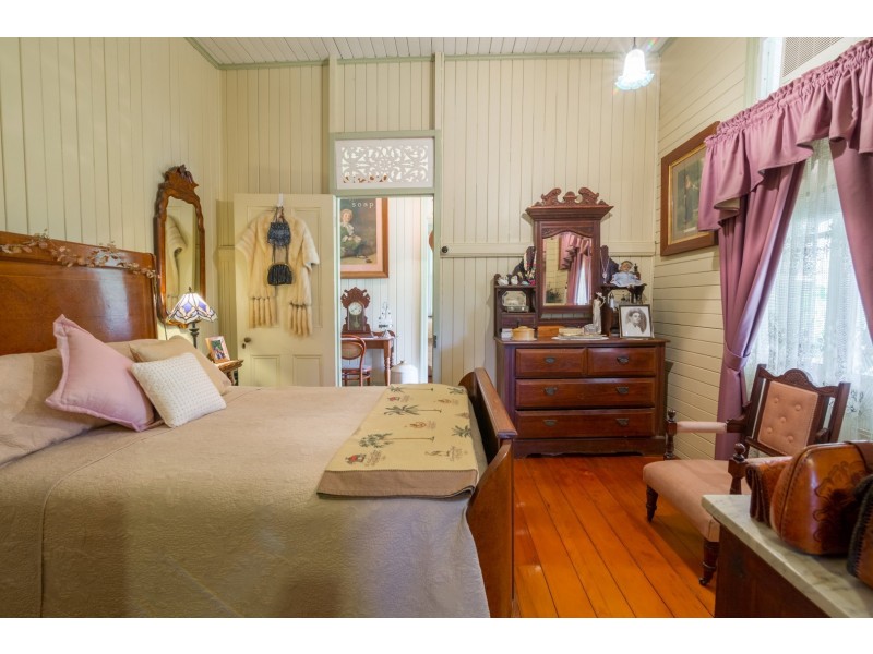 38 Leonard Street, Yamanto QLD 4305